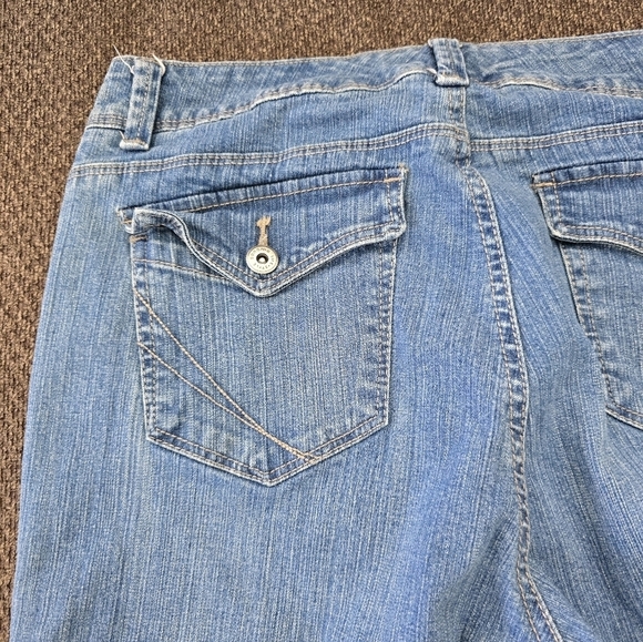 Sonoma Jeans Womens Blue Light Wash High Rise Bootcut  32×29 Denim Casual - Picture 8 of 10